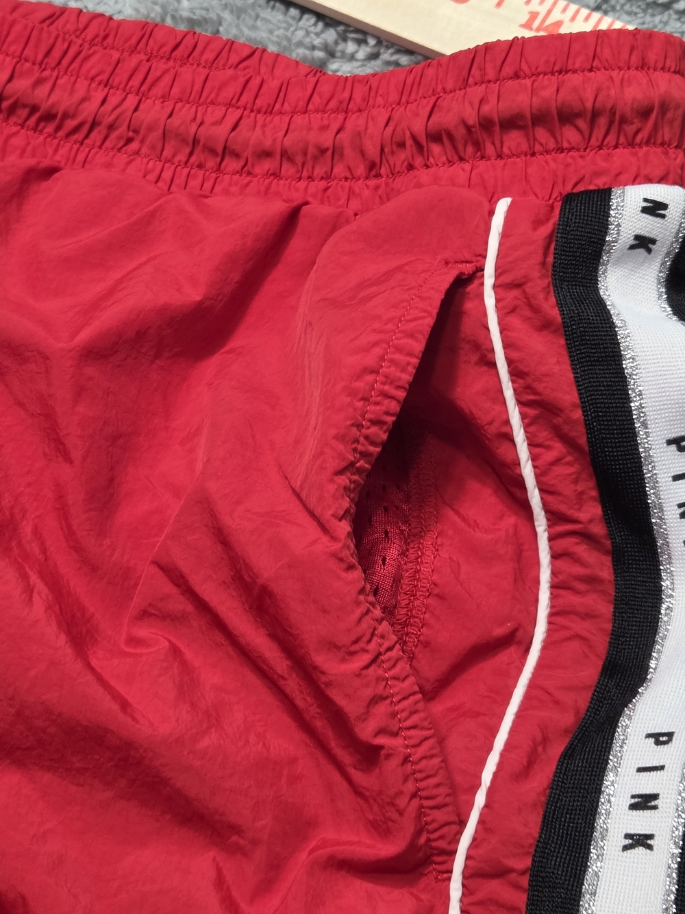 PINK Women Activewear Pants Large Red Jogger Windbreaker Victoria's Secret - Picture 11 of 11